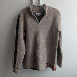Beige, green, and red Canadiana Canada cozy sweater size L large